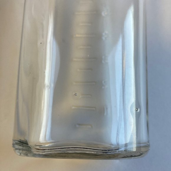 Vintage Medicine Bottle 8 Ounces - Picture 10 of 10
